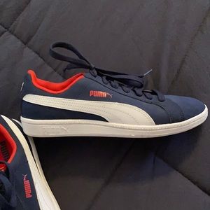 Puma shoes size 6.5